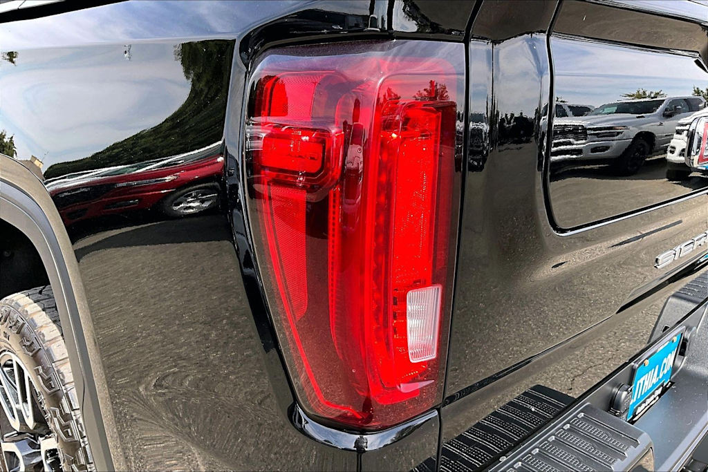 Thumbnail: 2022 GMC Sierra 1500 - 31