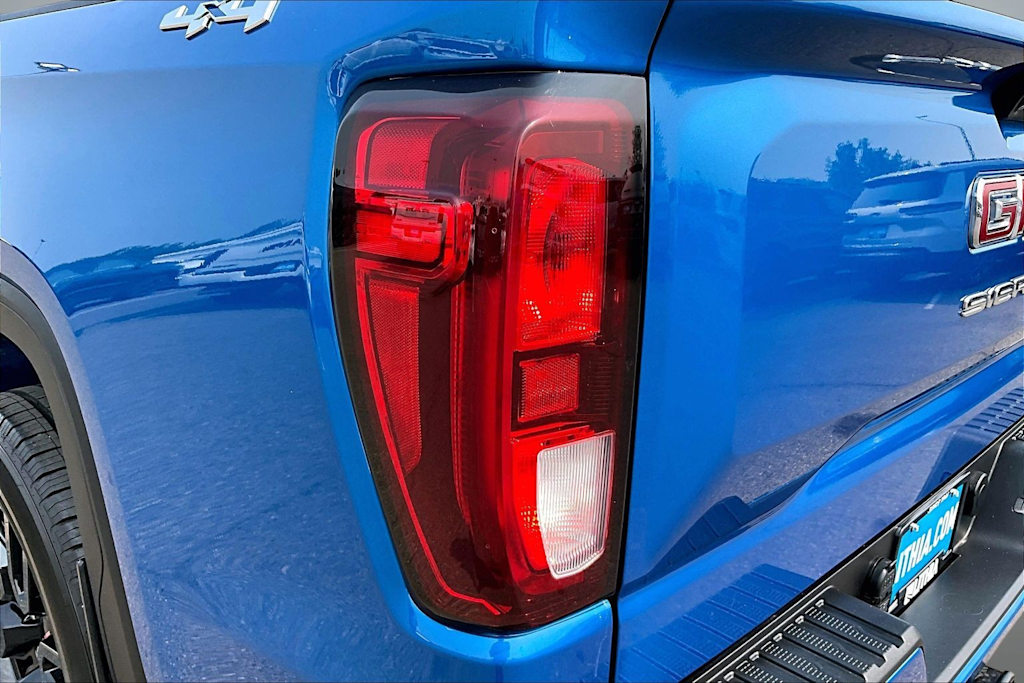 Thumbnail: 2024 GMC Sierra 1500 - 32