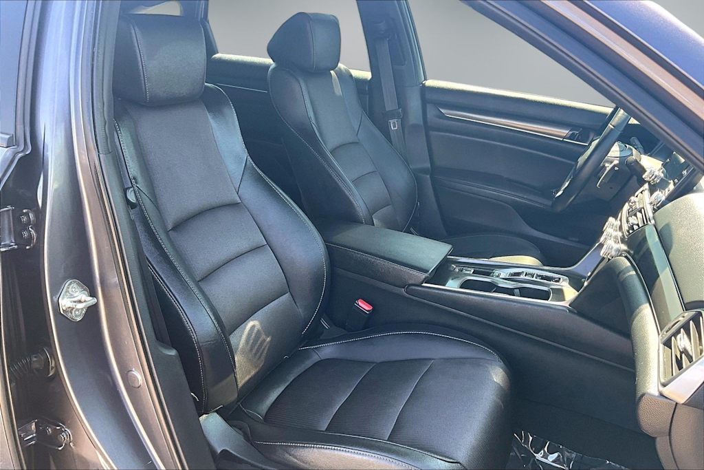 Thumbnail: 2019 Honda Accord - 11