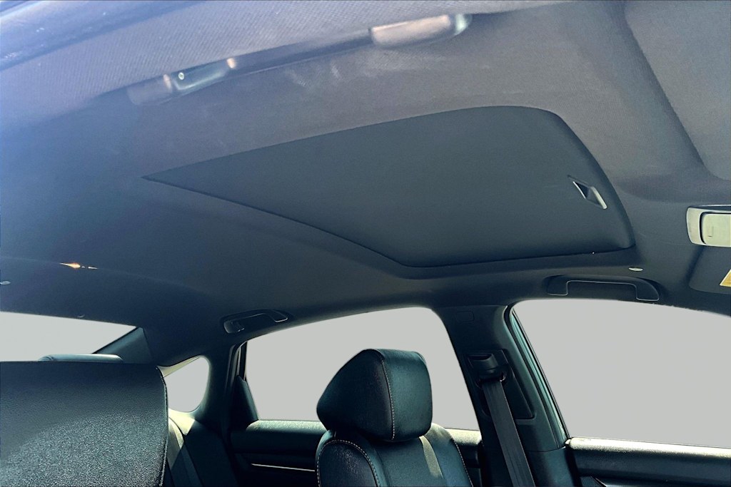Thumbnail: 2019 Honda Accord - 31