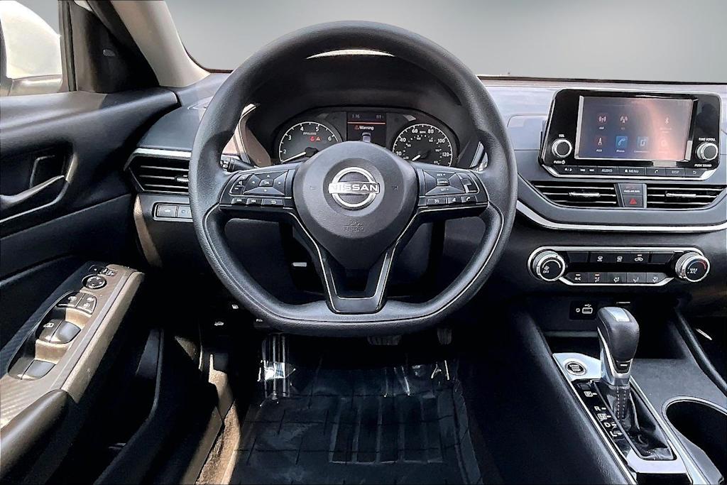 Thumbnail: 2023 Nissan Altima - 14