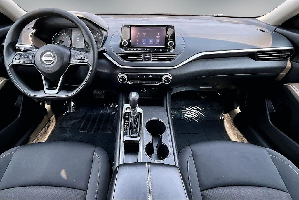 Thumbnail: 2023 Nissan Altima - 10