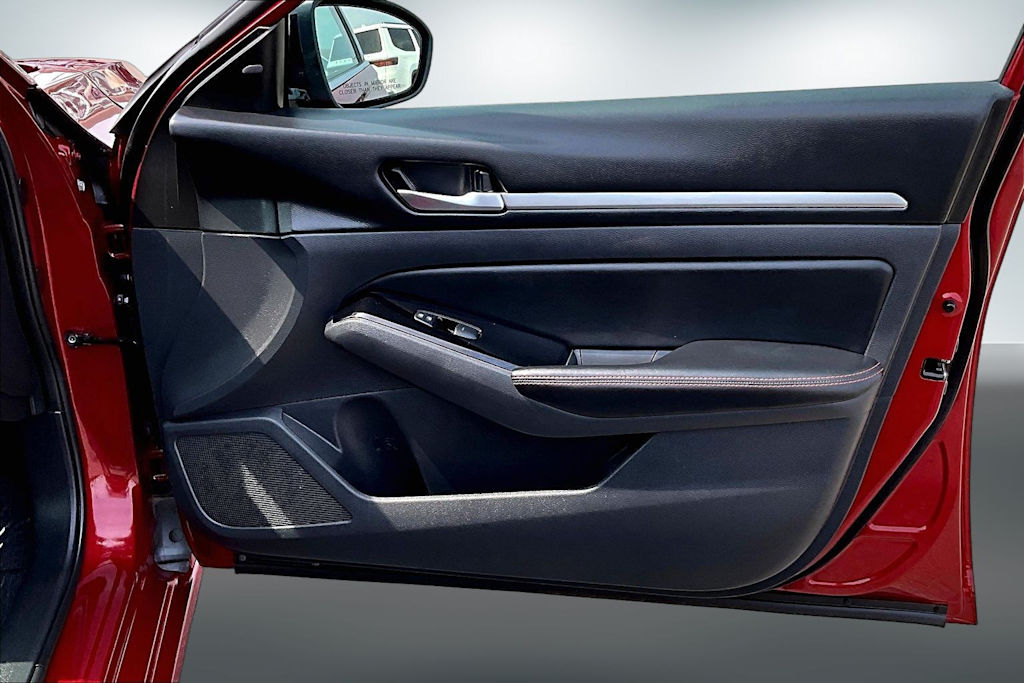 Thumbnail: 2025 Nissan Altima - 28