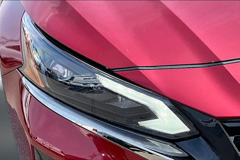 Thumbnail: 2025 Nissan Altima - 32