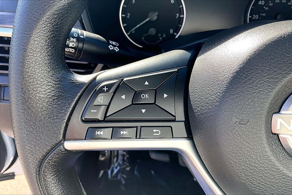 Thumbnail: 2025 Nissan Altima - 24