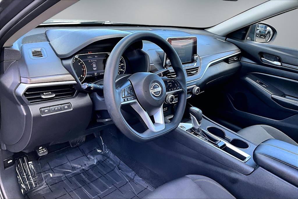 Thumbnail: 2025 Nissan Altima - 2