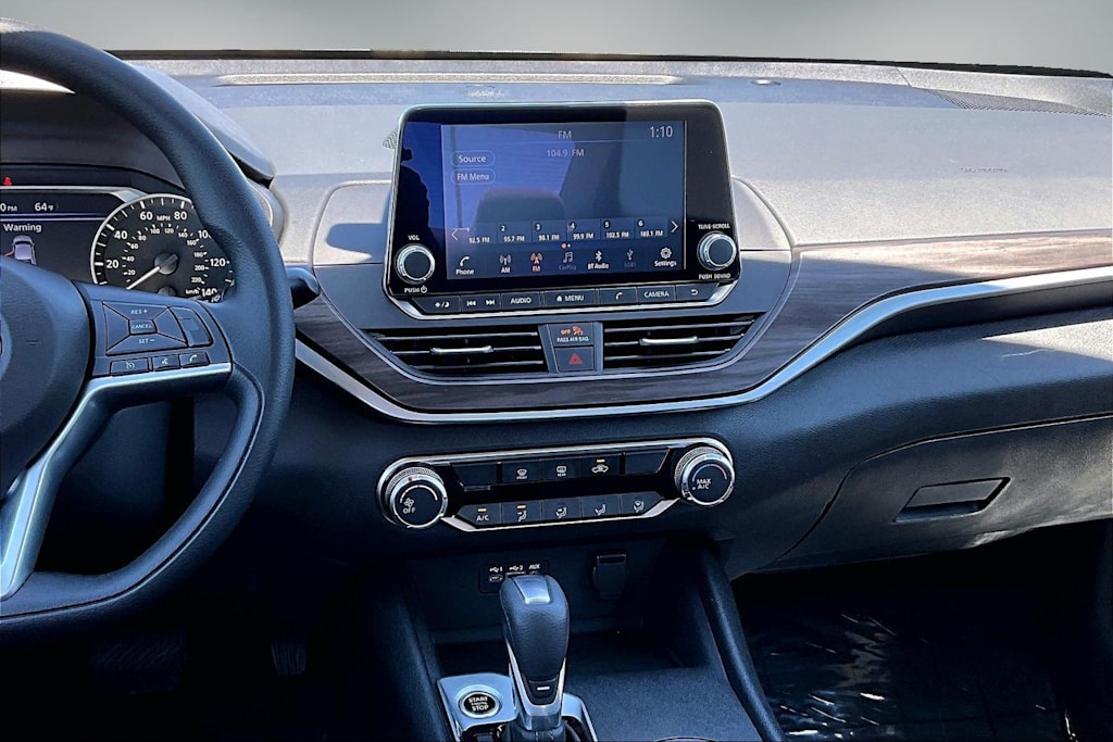 Thumbnail: 2025 Nissan Altima - 15
