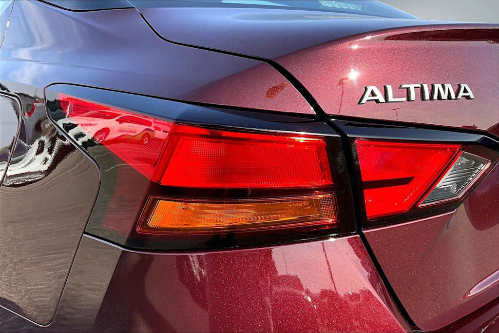 Thumbnail: 2025 Nissan Altima - 31