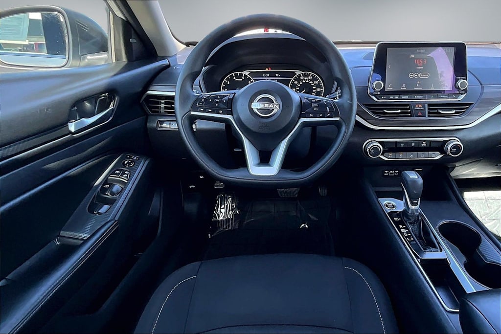 Thumbnail: 2025 Nissan Altima - 14