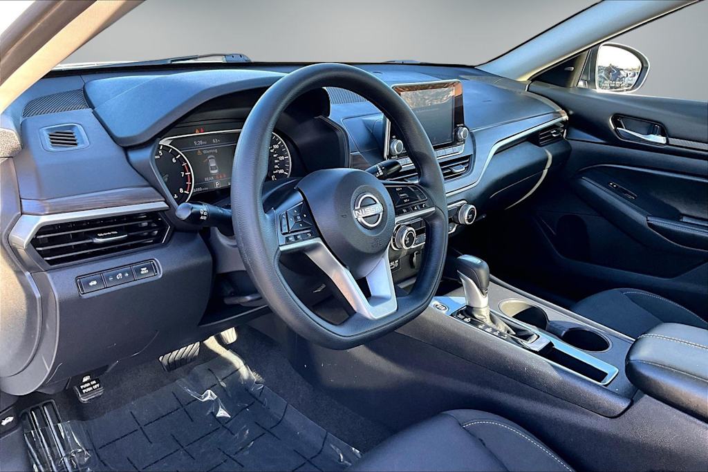Thumbnail: 2025 Nissan Altima - 2