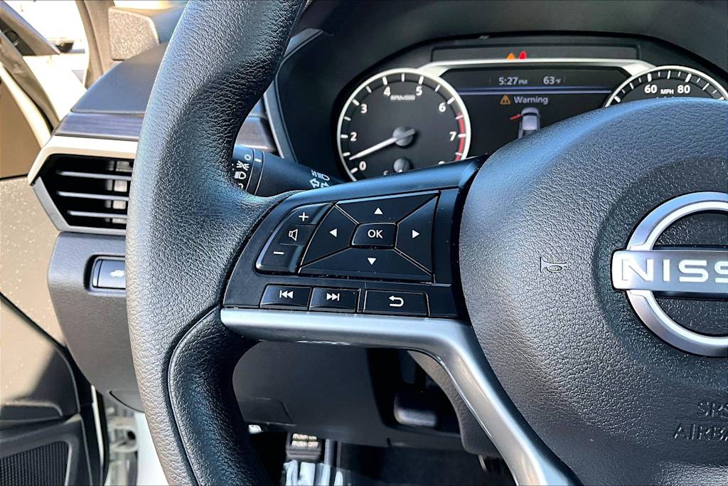 Thumbnail: 2025 Nissan Altima - 25