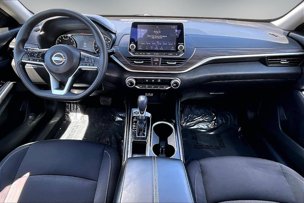 Thumbnail: 2023 Nissan Altima - 10