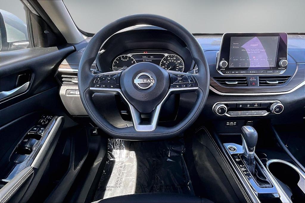 Thumbnail: 2023 Nissan Altima - 14