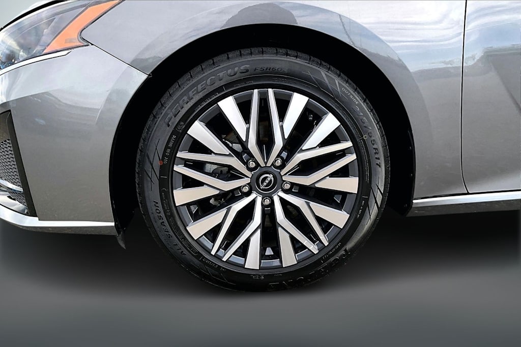 Thumbnail: 2024 Nissan Altima - 7