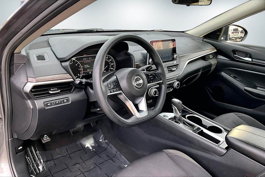 Thumbnail: 2024 Nissan Altima - 2