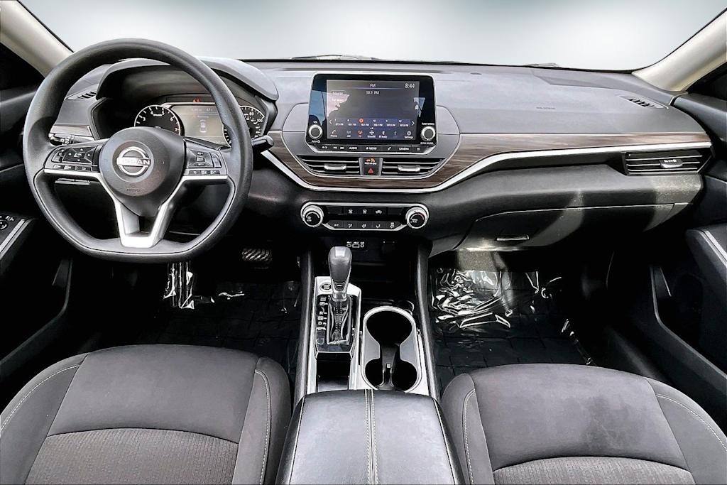 Thumbnail: 2024 Nissan Altima - 9