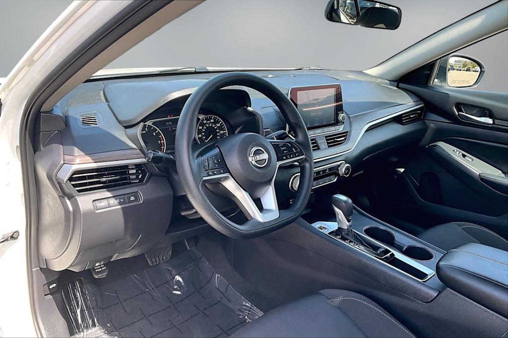 Thumbnail: 2025 Nissan Altima - 2