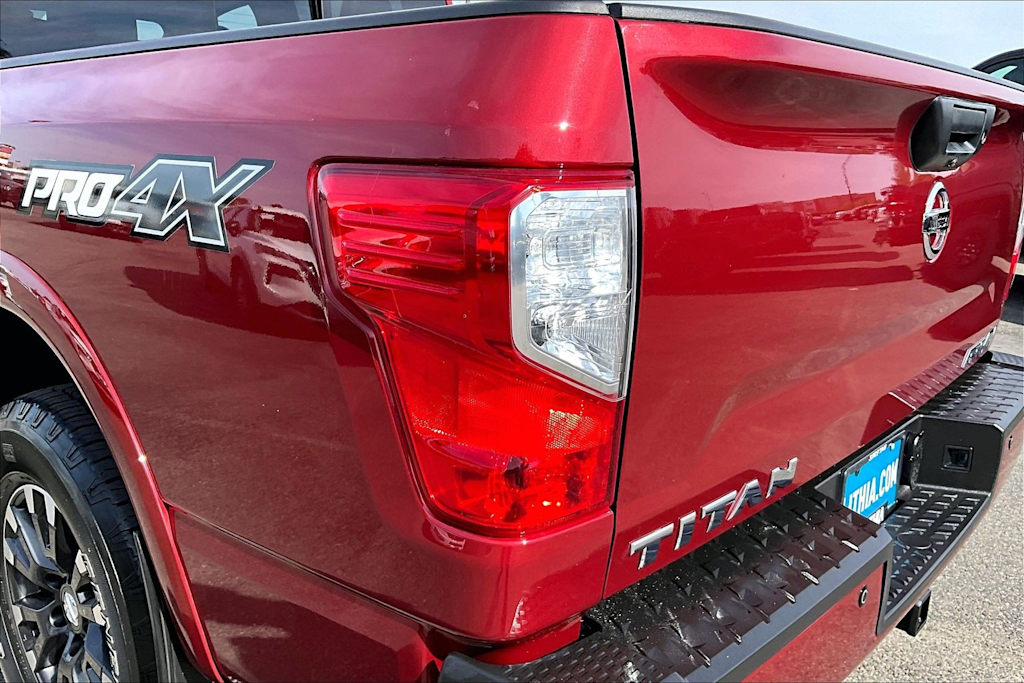 Thumbnail: 2018 Nissan Titan - 31
