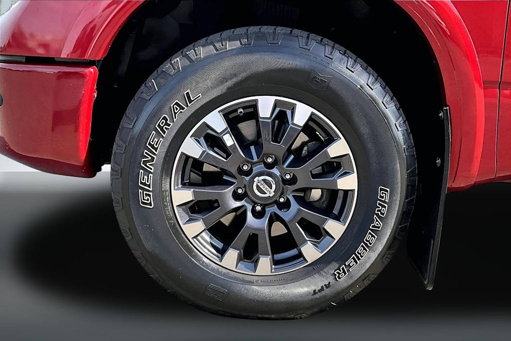Thumbnail: 2018 Nissan Titan - 7