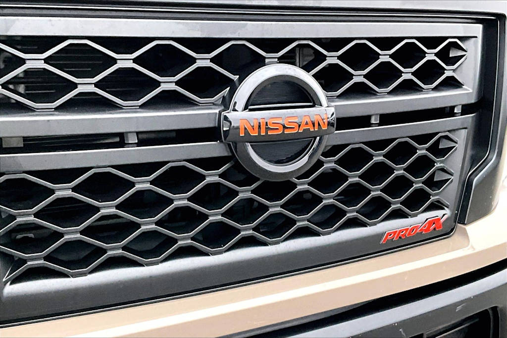 Thumbnail: 2022 Nissan Titan - 33