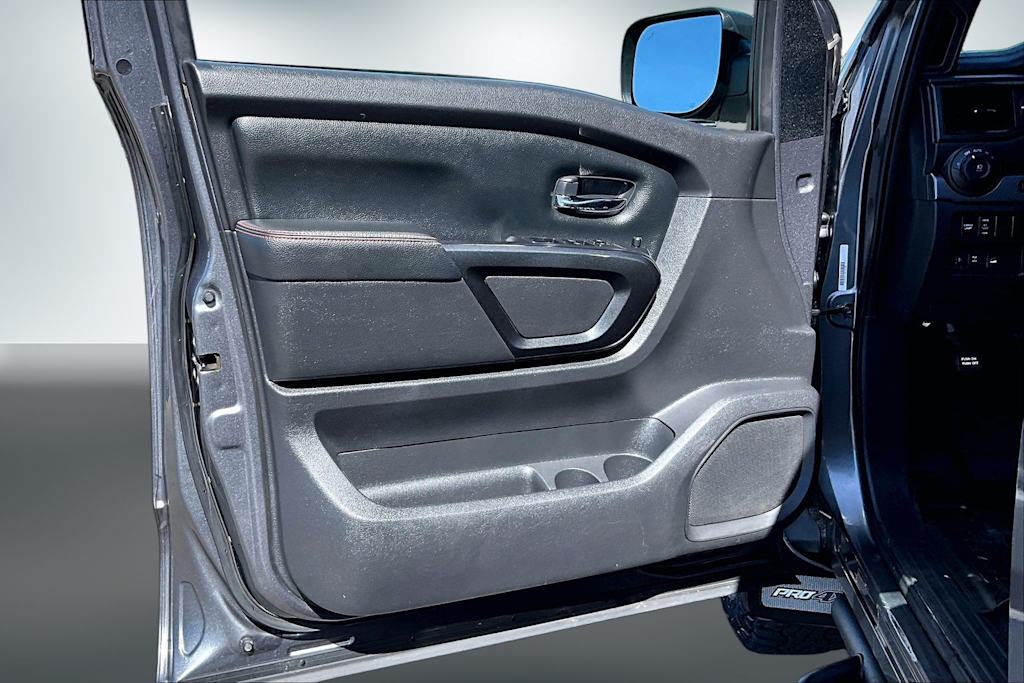 Thumbnail: 2021 Nissan Titan - 25