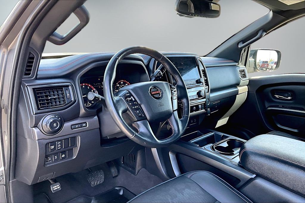 Thumbnail: 2021 Nissan Titan - 2