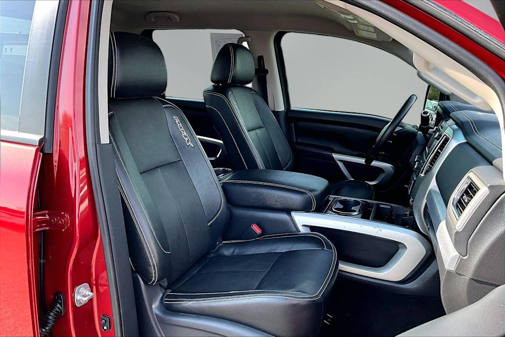 Thumbnail: 2019 Nissan Titan - 12