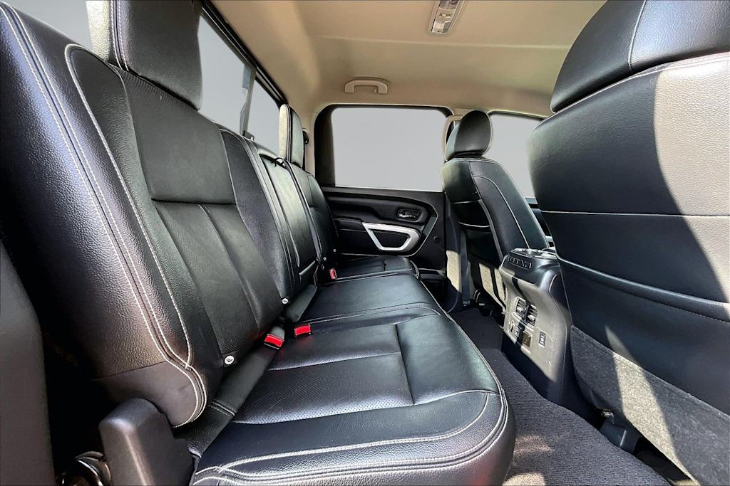 Thumbnail: 2019 Nissan Titan - 30