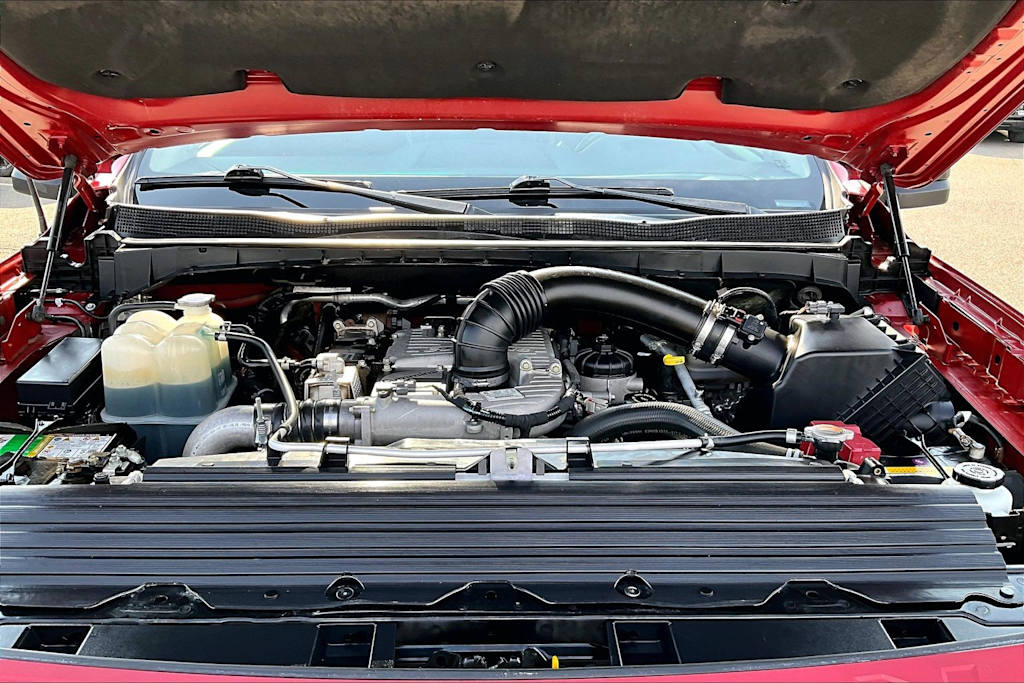Thumbnail: 2019 Nissan Titan - 9