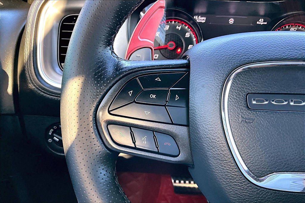 Thumbnail: 2020 Dodge Charger - 23