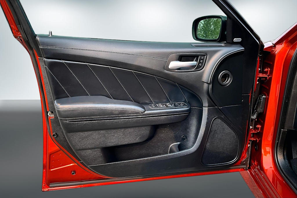 Thumbnail: 2020 Dodge Charger - 27