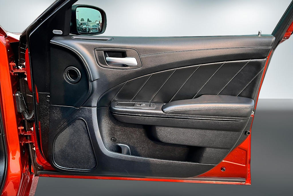 Thumbnail: 2020 Dodge Charger - 28