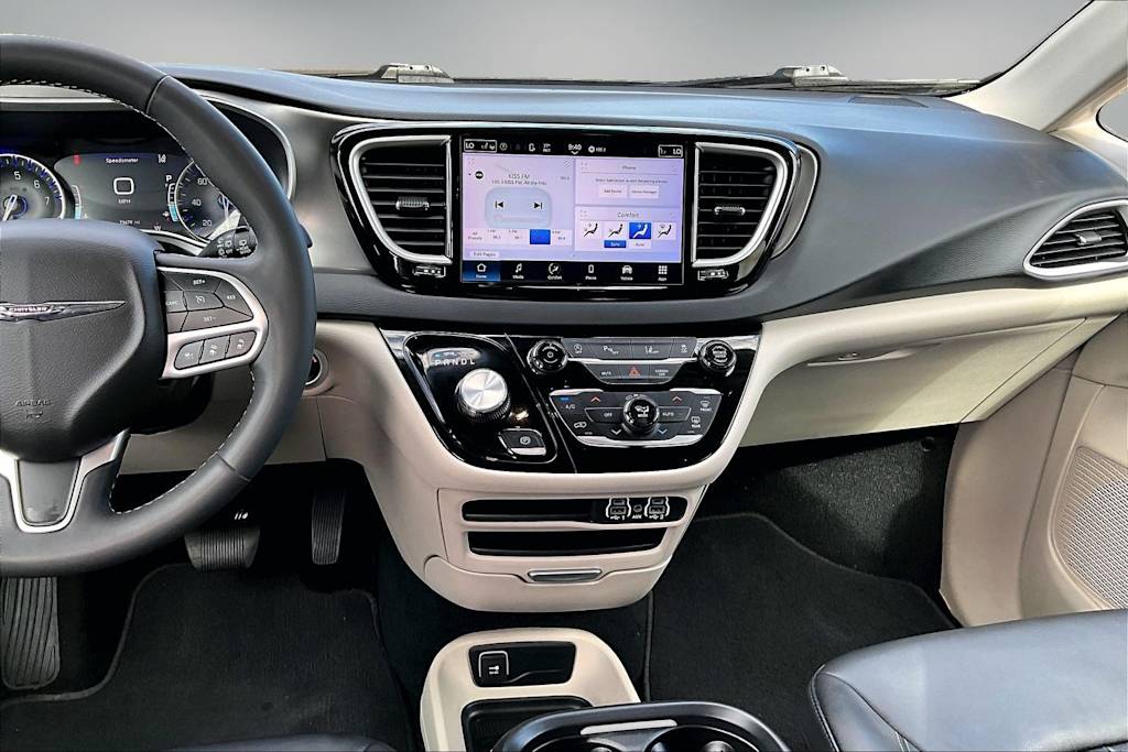 Thumbnail: 2024 Chrysler Pacifica - 14