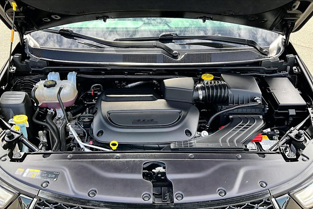 Thumbnail: 2024 Chrysler Pacifica - 7