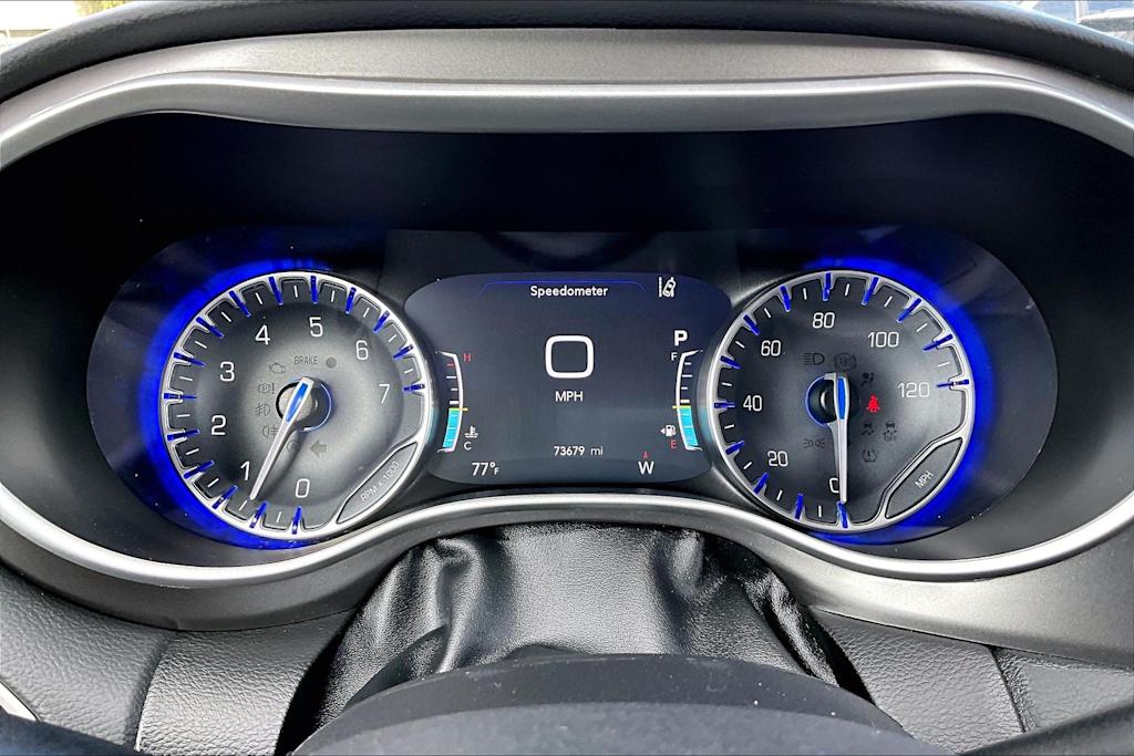 Thumbnail: 2024 Chrysler Pacifica - 16