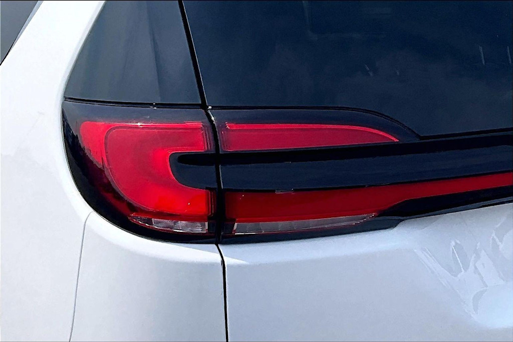 Thumbnail: 2024 Chrysler Pacifica - 33