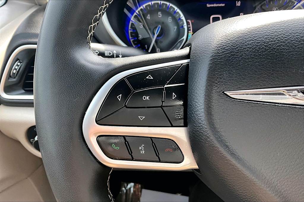 Thumbnail: 2024 Chrysler Pacifica - 23
