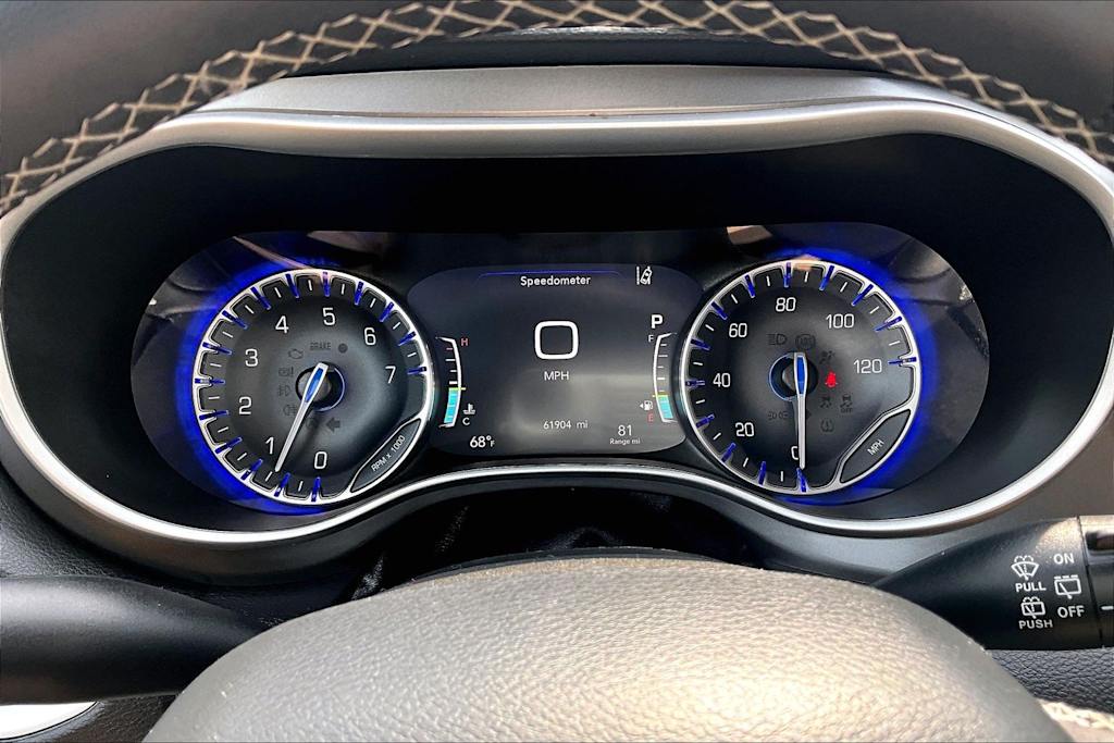 Thumbnail: 2024 Chrysler Pacifica - 17