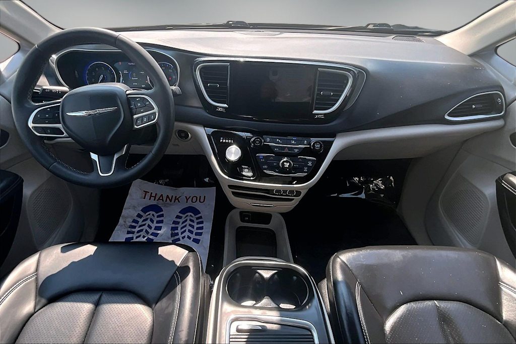 Thumbnail: 2023 Chrysler Pacifica - 10