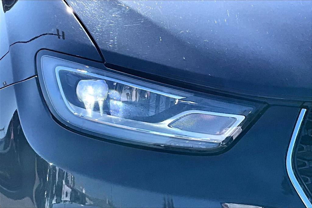 Thumbnail: 2023 Chrysler Pacifica - 30