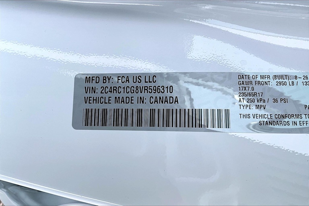 Thumbnail: 2027 Chrysler Pacifica - 20