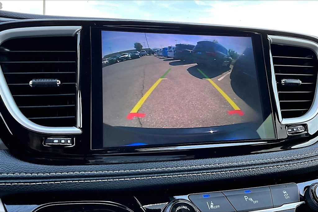 Thumbnail: 2024 Chrysler Pacifica - 27