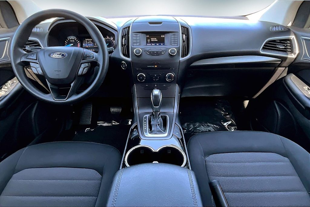 Thumbnail: 2017 Ford Edge - 9