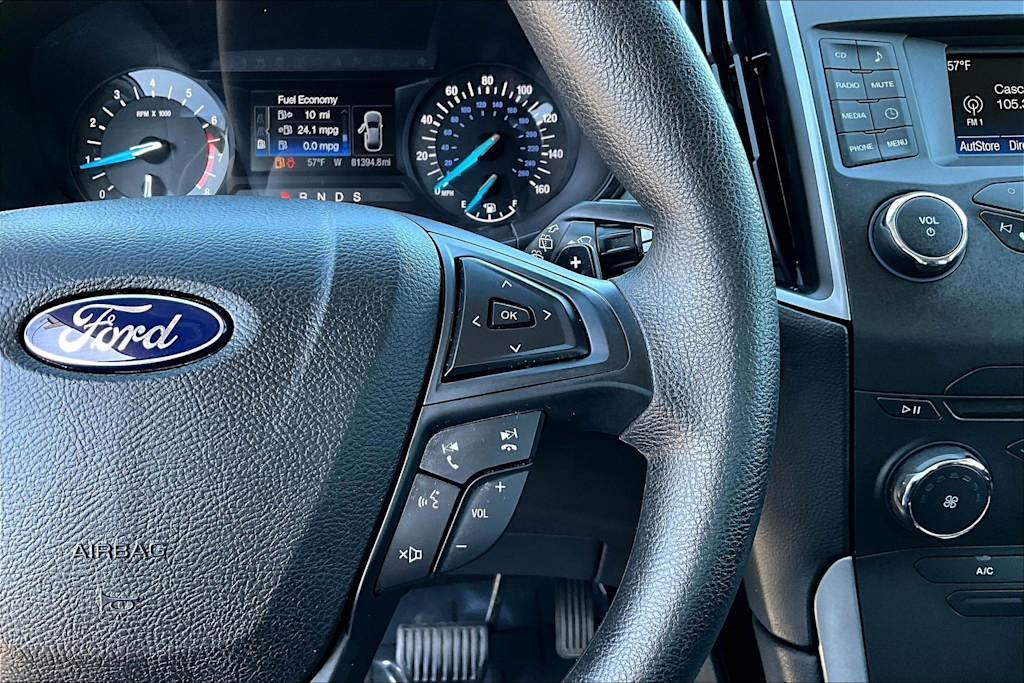 Thumbnail: 2017 Ford Edge - 24