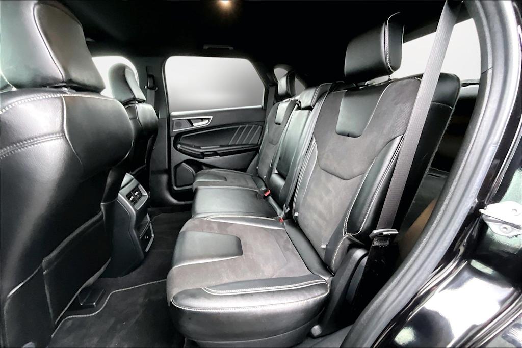 Thumbnail: 2023 Ford Edge - 29