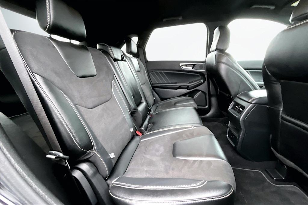 Thumbnail: 2023 Ford Edge - 30