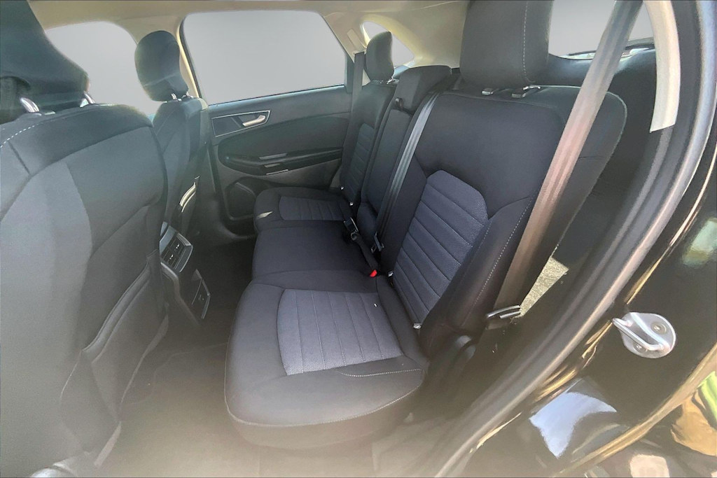 Thumbnail: 2017 Ford Edge - 29