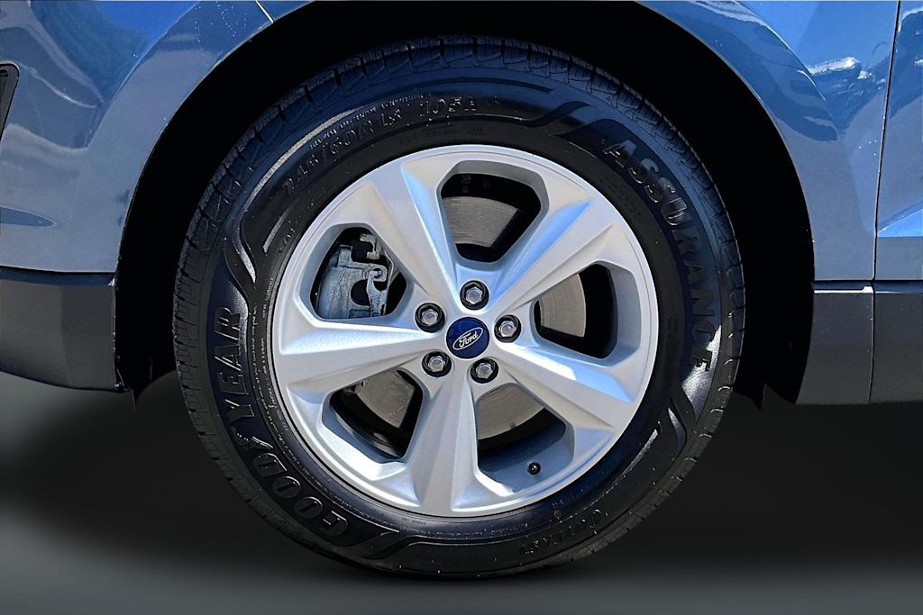 Thumbnail: 2018 Ford Edge - 7