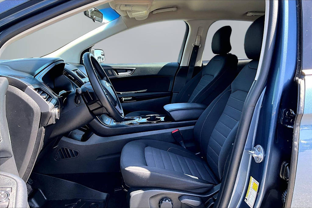 Thumbnail: 2018 Ford Edge - 10
