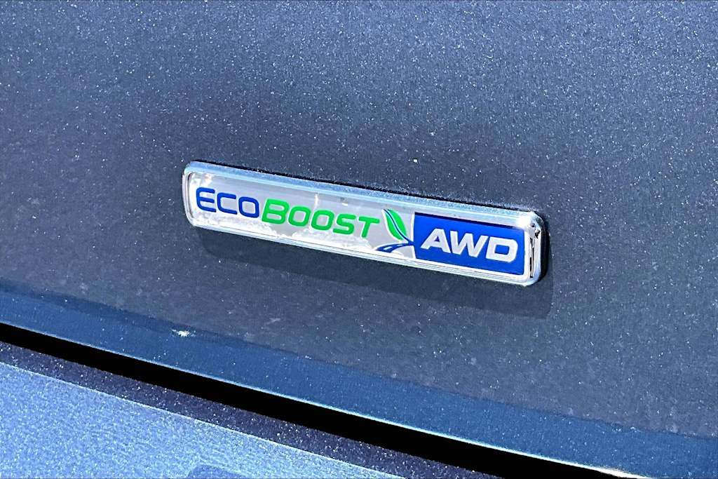 Thumbnail: 2018 Ford Edge - 18